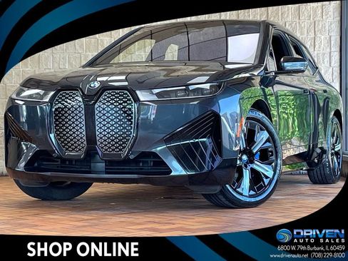 Used 2022 BMW iX xDrive50 w/ Sport Package AWD/4WD image 1