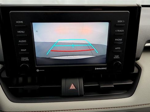 Used 2020 Toyota RAV4 XLE w/ Convenience Package image 29