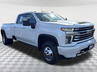 Used 2022 Chevrolet Silverado 3500 High Country w/ Safety Package II AWD/4WD video 3