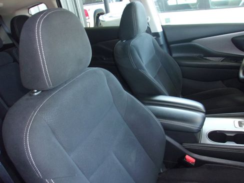 Used 2023 Nissan Murano S image 20