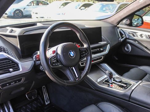 Certified 2024 BMW XM w/ M Driver's Package image 17