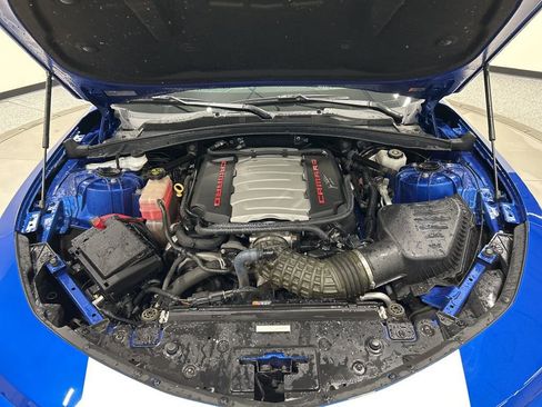 Used 2017 Chevrolet Camaro SS image 26