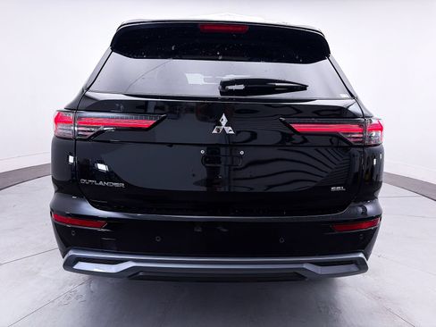 New 2026 Mitsubishi Outlander SEL FWD image 6
