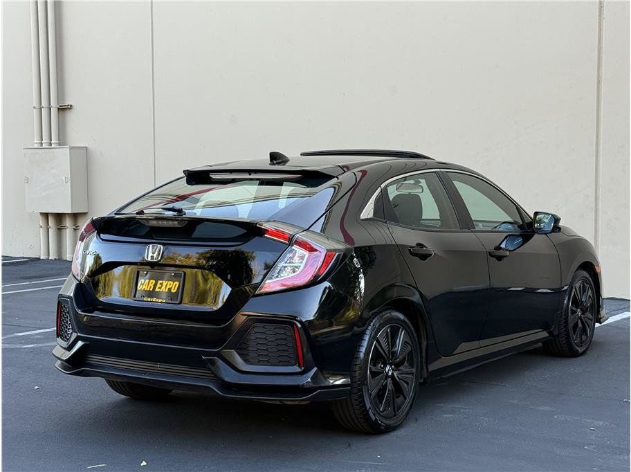Used 2018 Honda Civic EX image 4