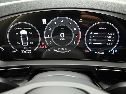 Certified 2026 Porsche Cayenne Coupe AWD/4WD image 10