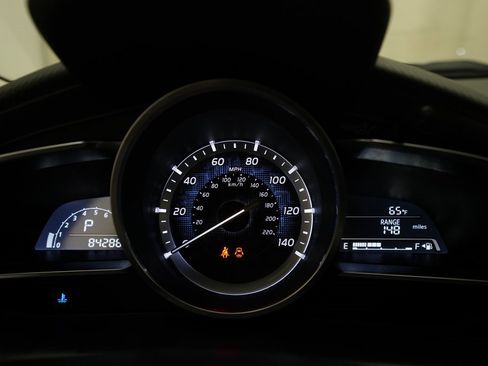 Used 2017 Toyota Yaris iA image 2