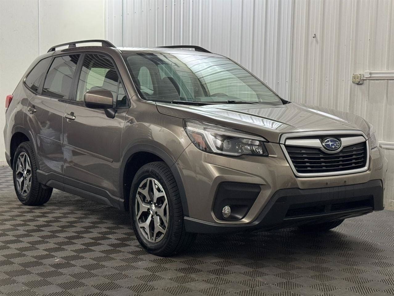 Used 2021 Subaru Forester Premium AWD/4WD image 24