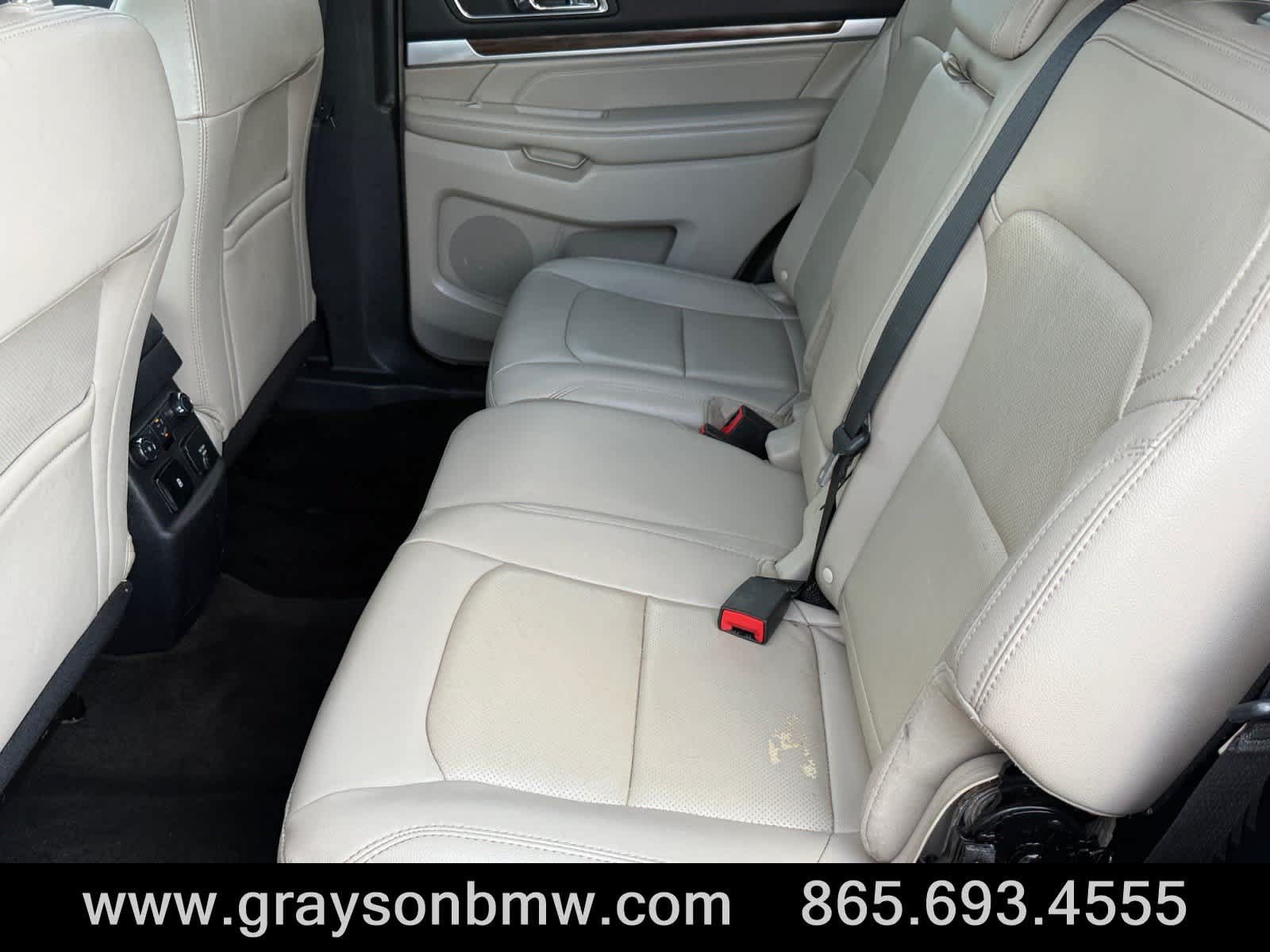 Used 2018 Ford Explorer Limited FWD image 16