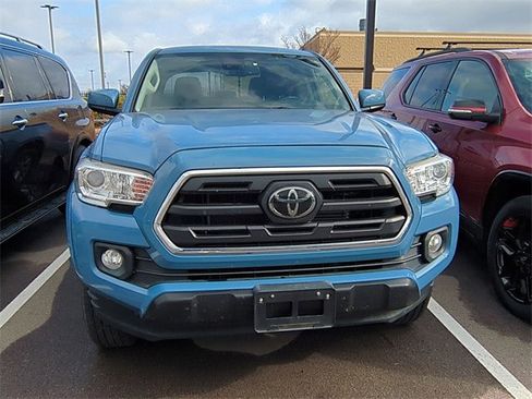 Used 2019 Toyota Tacoma 4x4 Double Cab image 6