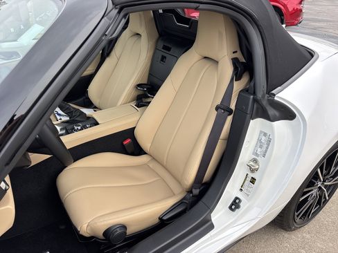 New 2025 MAZDA MX-5 Miata Grand Touring image 16