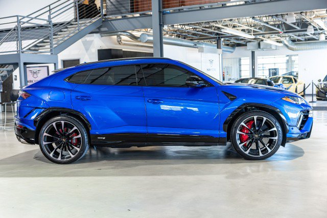 Used 2023 Lamborghini Urus S AWD/4WD image 7