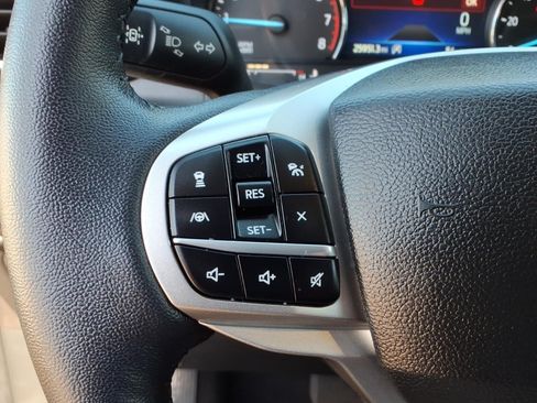 Certified 2023 Ford Explorer XLT w/ Equipment Group 202A RWD image 24