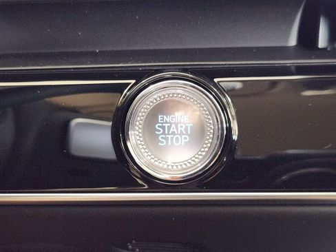 New 2026 Genesis GV70 2.5T AWD/4WD image 14
