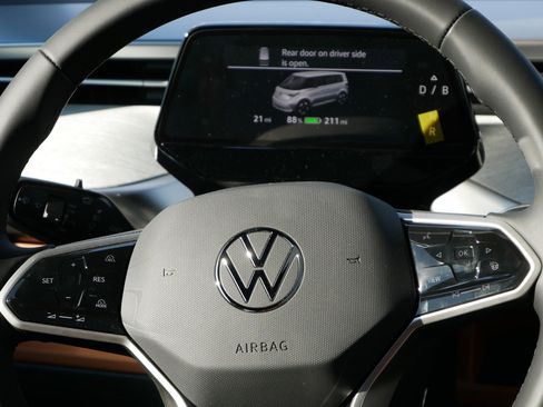 New 2025 Volkswagen ID. Buzz Pro S Plus image 10