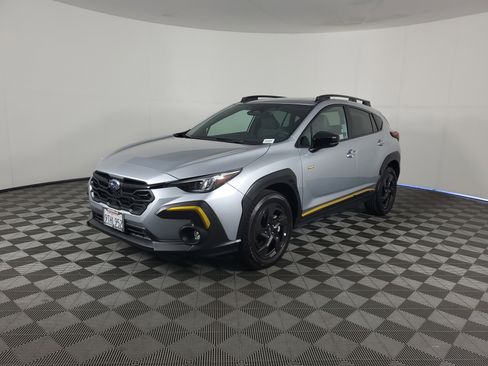 Used 2025 Subaru Crosstrek 2.5i Sport w/ Crosstrek Mirror Package image 8