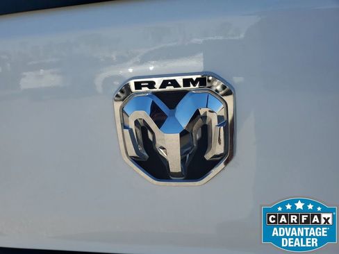 Used 2024 RAM ProMaster 2500 image 38