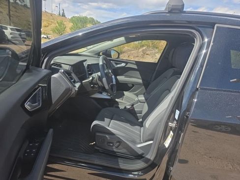 Used 2024 Audi Q4 e-tron Prestige AWD/4WD image 2