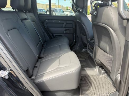 Used 2026 Land Rover Defender 110 S AWD/4WD image 29