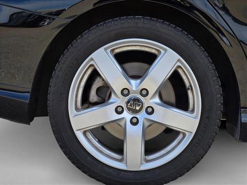 Used 2015 Mercedes-Benz CLA 250 image 14