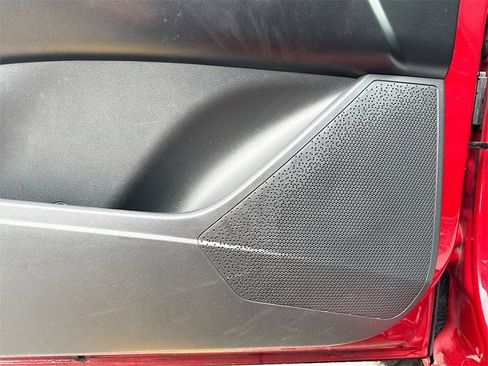 Used 2023 Kia Niro LX image 18