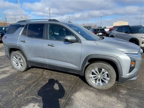 New 2026 Chevrolet Equinox LT w/ Convenience Package II image 3