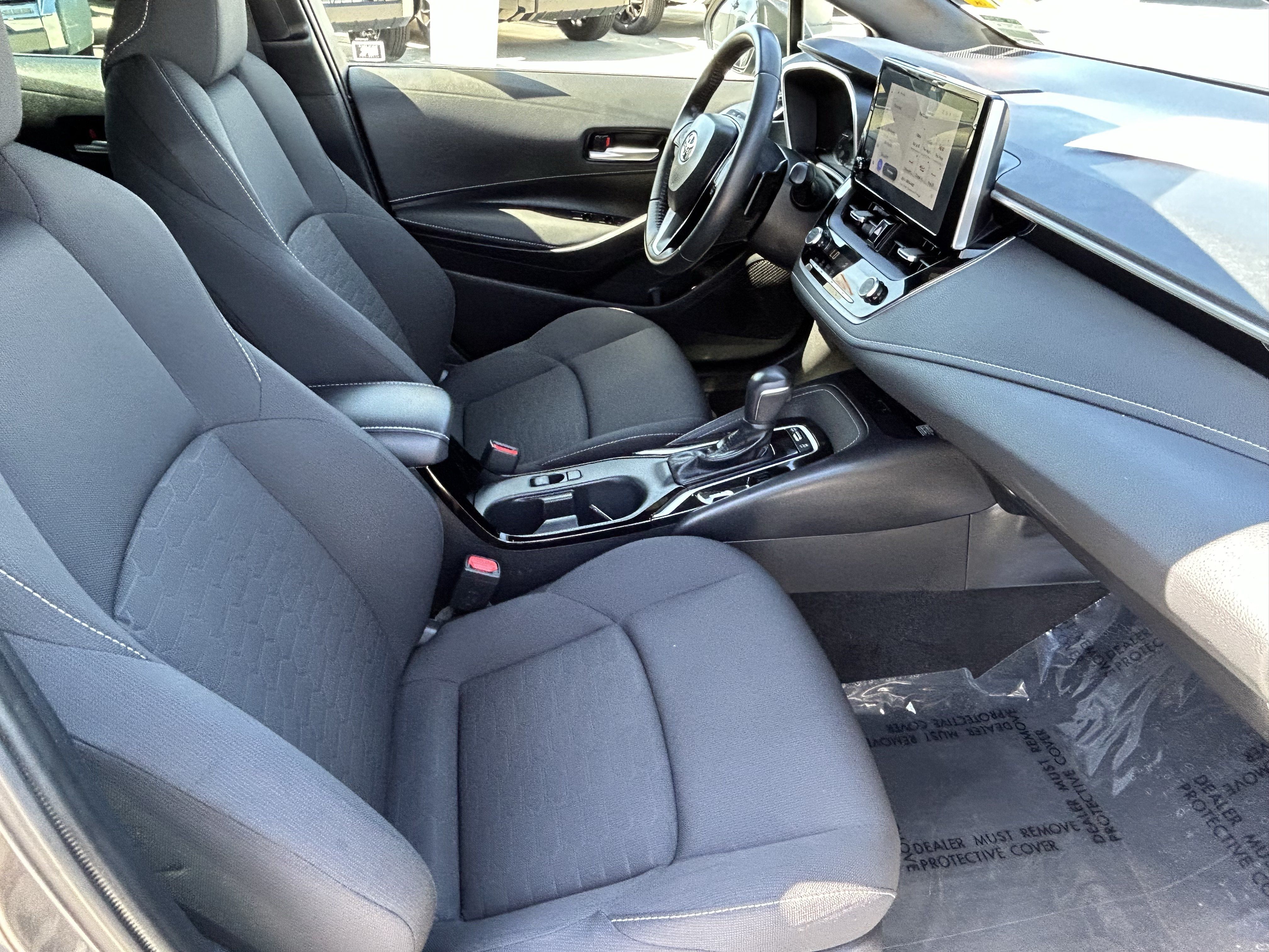 Certified 2025 Toyota Corolla SE w/ SE Package FWD image 10