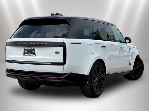 Used 2023 Land Rover Range Rover Long Wheelbase SE AWD/4WD image 6