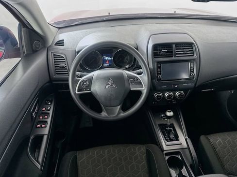 Used 2024 Mitsubishi Outlander Sport ES AWD/4WD image 4