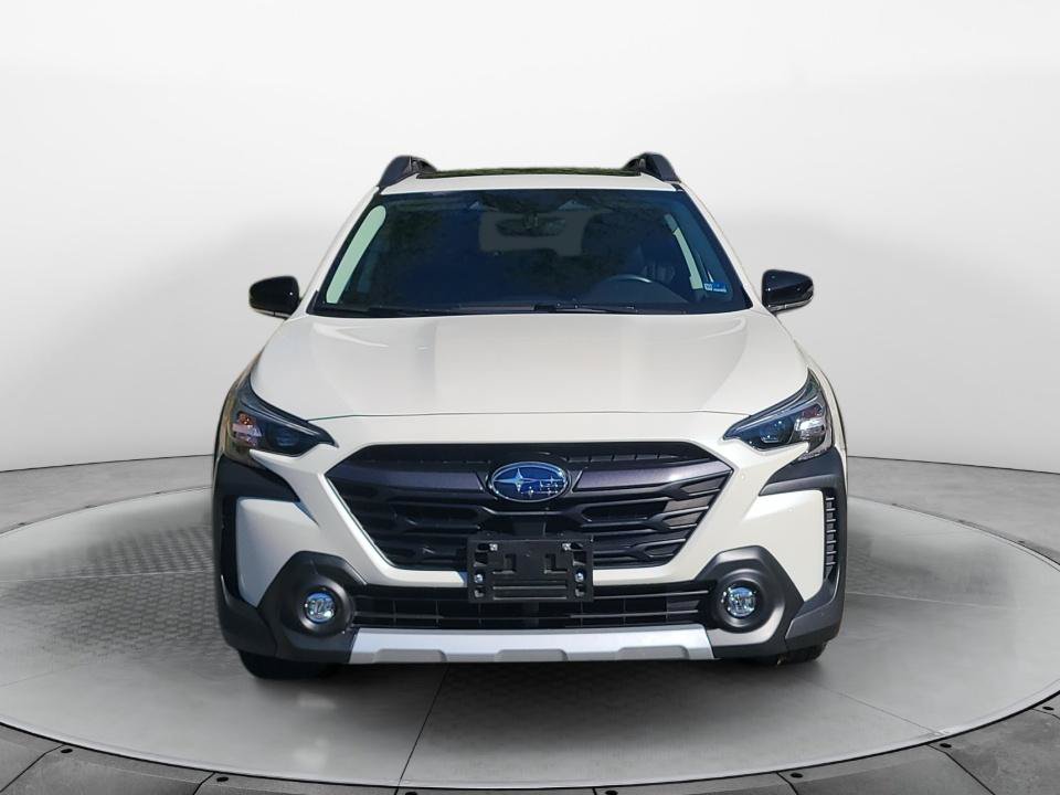 Used 2023 Subaru Outback Limited AWD/4WD image 2
