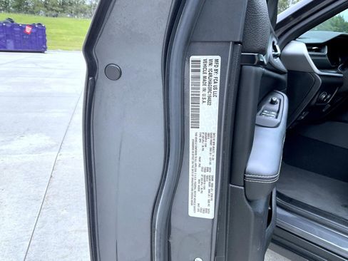 Used 2024 Jeep Grand Cherokee Altitude AWD/4WD image 25