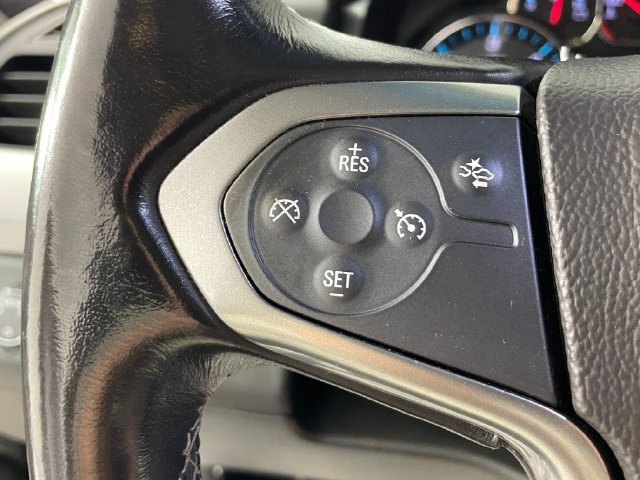 Used 2019 Chevrolet Suburban LT AWD/4WD image 12