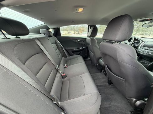 Used 2022 Chevrolet Malibu LS w/ Driver Confidence Package II image 8