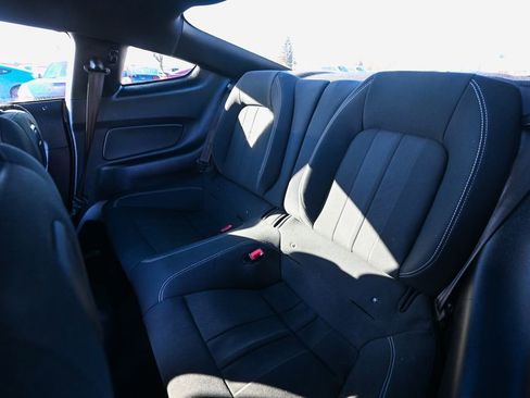 Used 2019 Ford Mustang Coupe image 22