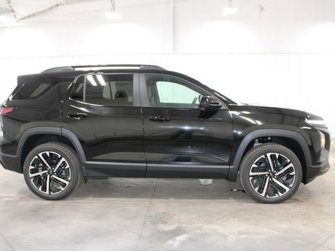 New 2026 Chevrolet Equinox RS w/ Convenience Package III AWD/4WD image 11