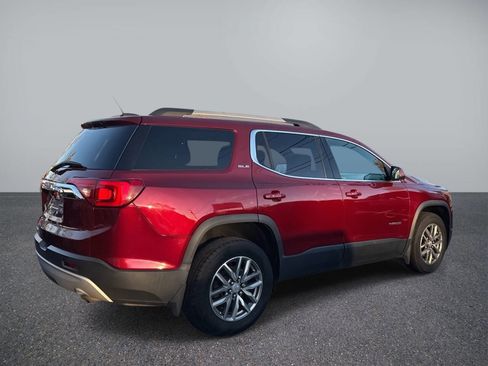Used 2017 GMC Acadia SLE image 3