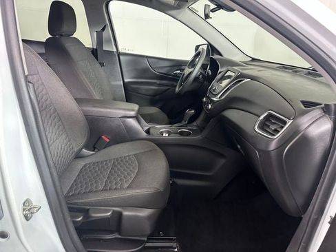 Used 2019 Chevrolet Equinox LT FWD image 28