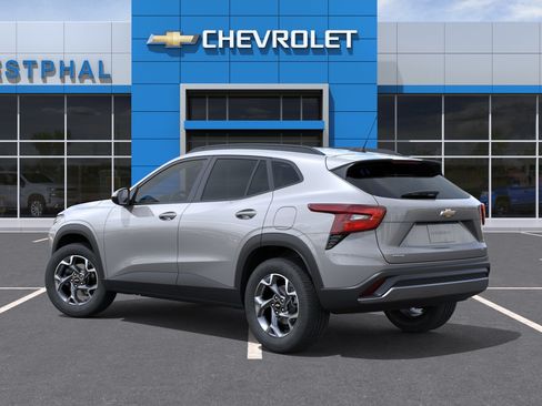 New 2026 Chevrolet Trax LT FWD image 3