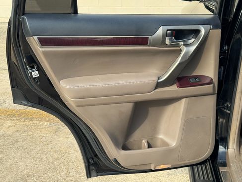 Used 2019 Lexus GX 460 Premium AWD/4WD image 43