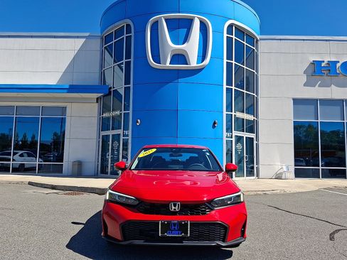 Used 2025 Honda Civic LX image 2