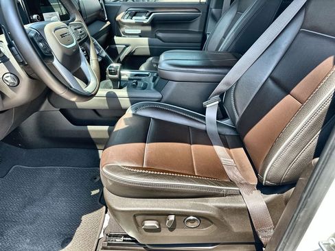 Used 2025 GMC Sierra 1500 Denali w/ Denali Reserve Package AWD/4WD image 24
