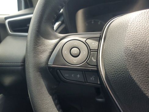 Certified 2024 Toyota Corolla Cross LE w/ Moonroof Package image 21