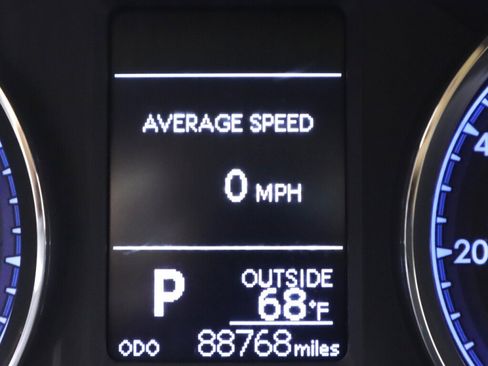 Used 2019 Toyota Corolla LE w/ Carpet Mat Package (TMS) FWD image 14
