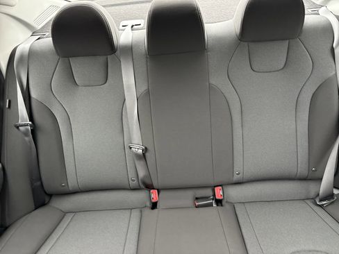 Certified 2025 Hyundai Elantra SE w/ Cargo Package image 21