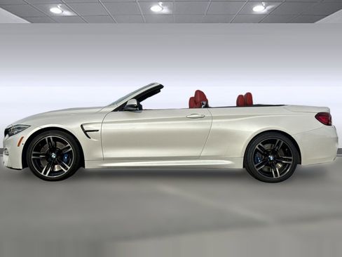 Used 2020 BMW M4 Convertible w/ Competition Package image 2