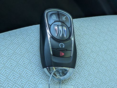 New 2026 Buick Encore GX Preferred w/ Comfort Package FWD image 32