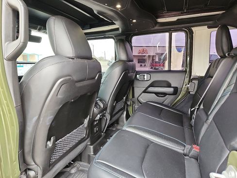 Used 2024 Jeep Wrangler High Altitude image 9