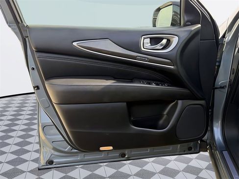 Used 2019 INFINITI QX60 Luxe image 11
