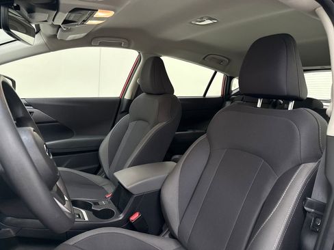 Certified 2025 Subaru Impreza 2.0i image 14