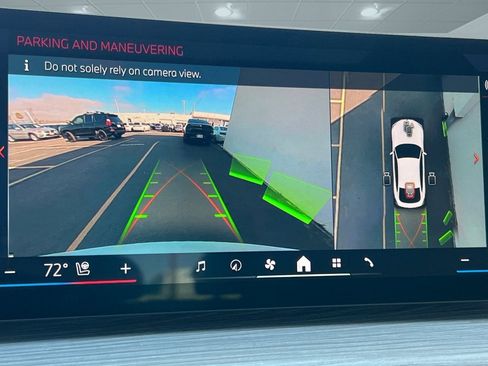 Used 2025 BMW i4 eDrive40 w/ Premium Package image 22