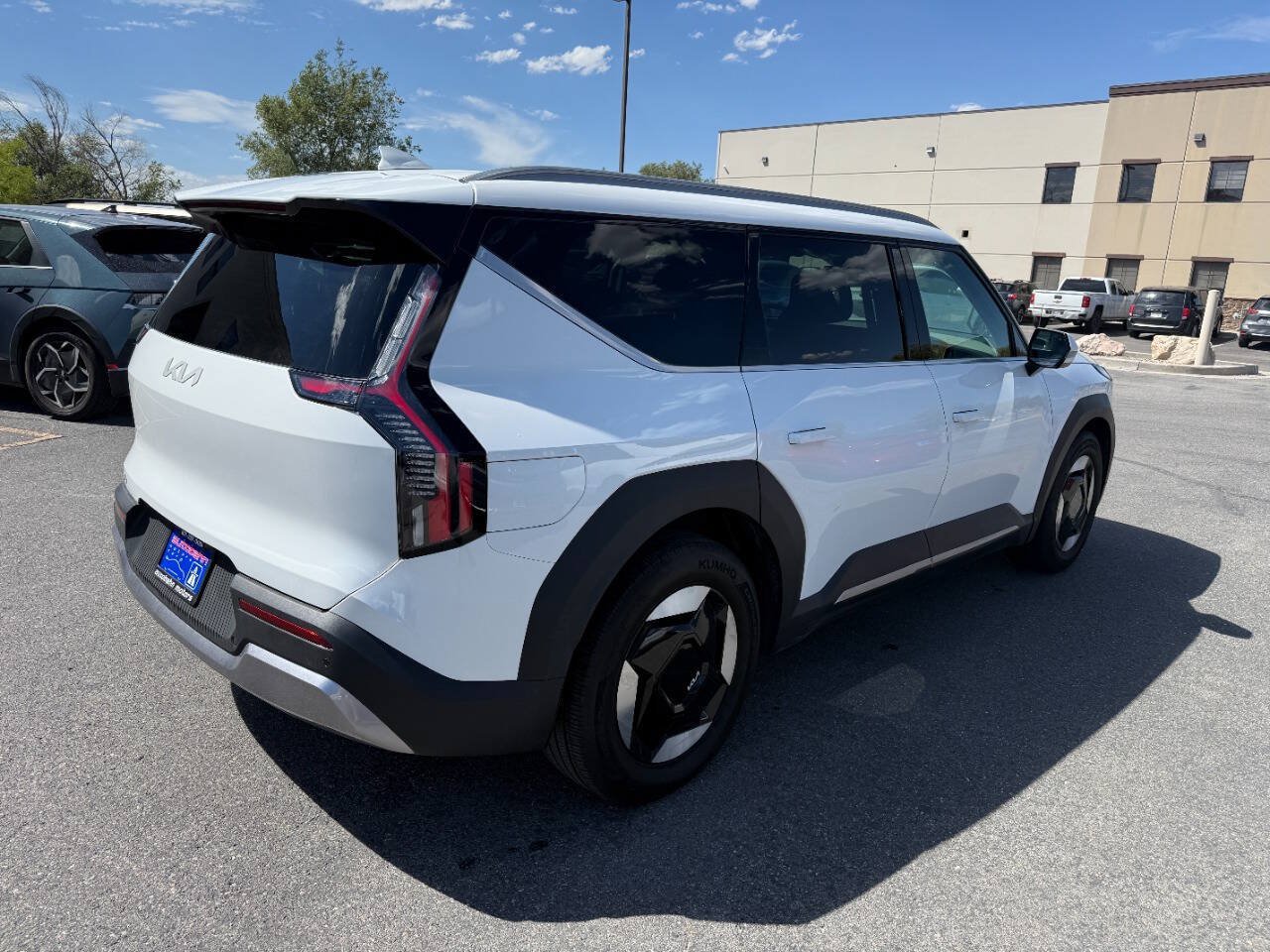 Used 2024 Kia EV9 Wind AWD/4WD image 8